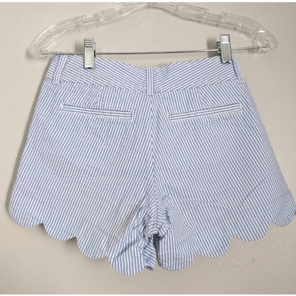 Lilly Pulitzer Seersucker Buttercup Shorts - Picture 3 of 6